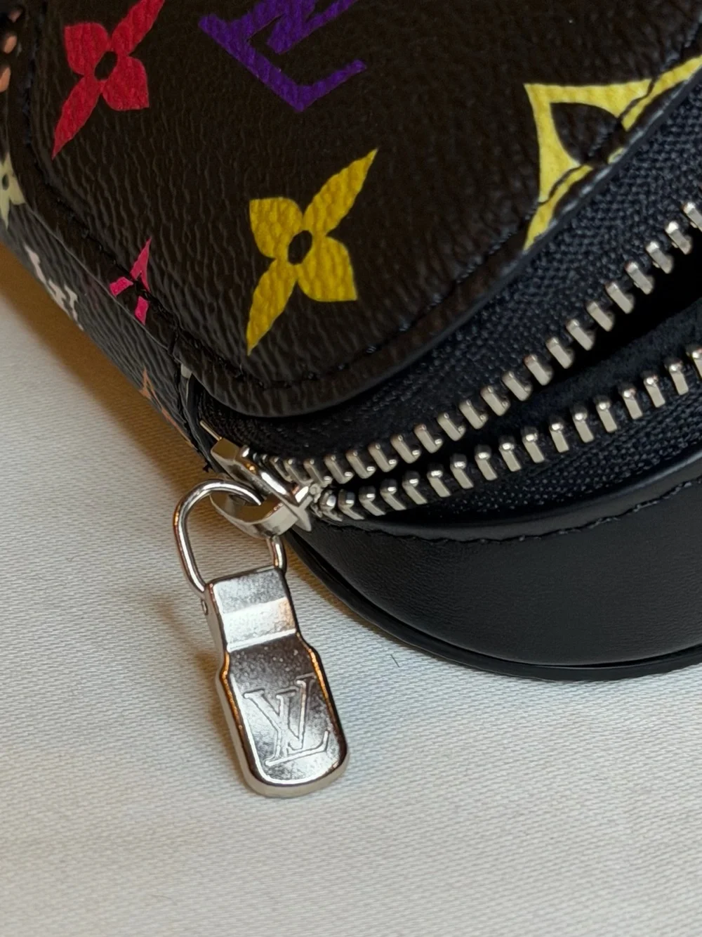 Louis Vuitton x Takashi Murakami Multicolor Monogram Sunglasses Pouch Black